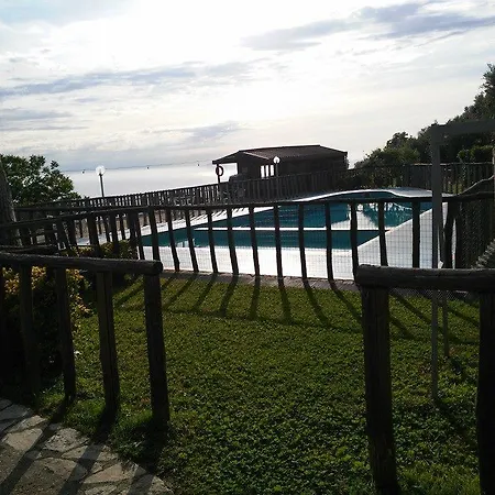 مزرعة للإقامة Castanito